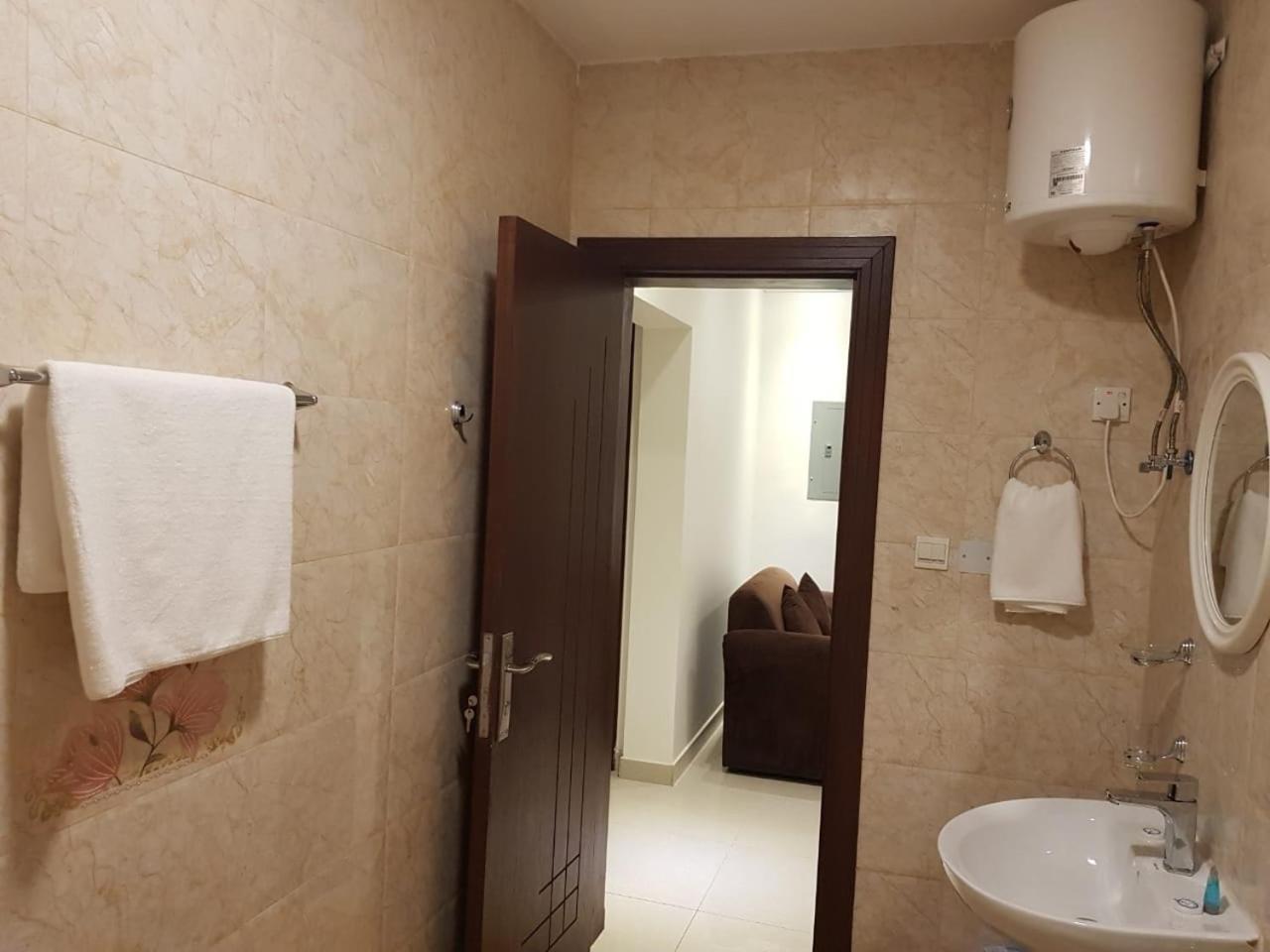 الحماد للشقق الفندقية - فرع سلطان بن سلمان Jeddah Ngoại thất bức ảnh